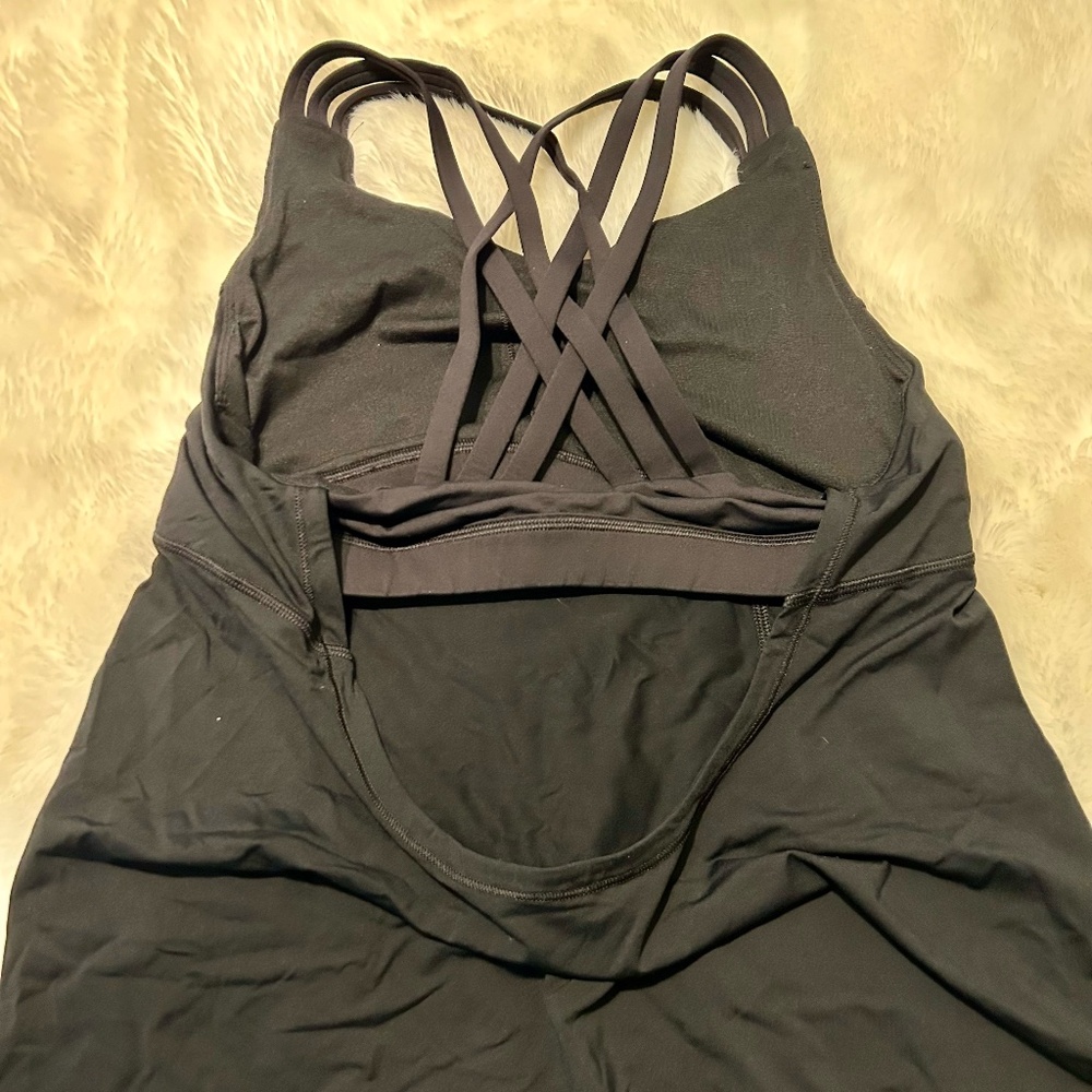 Lululemon Built In Bra Crossback Athletic Tank Black